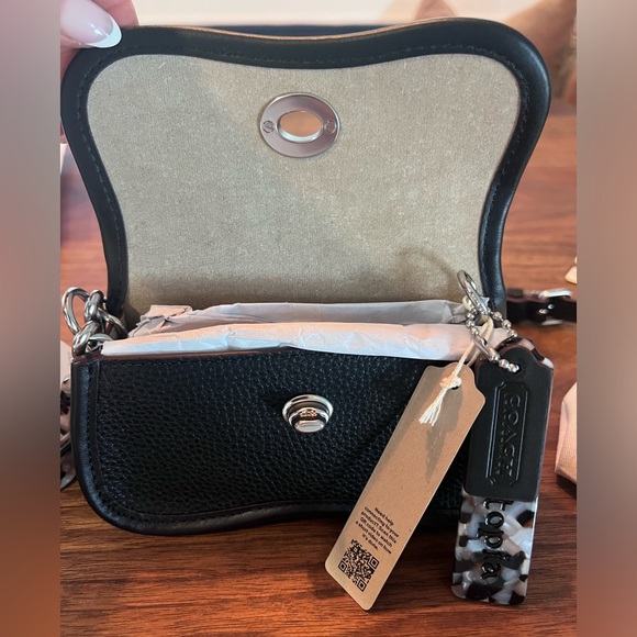 🎄COACH Coachtopia Mini Wavy Black and Silver Leather Hand Bag - Picture 4 of 9